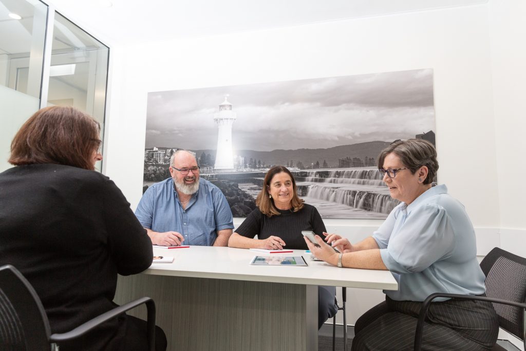 3 Kinds Accounting | Internal Audit Services | External Audit Services